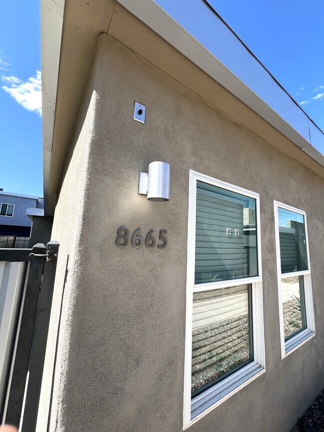 Front Entry - 8665 E Ultra Dr