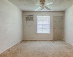 Building Photo - 530 Sundown Dr