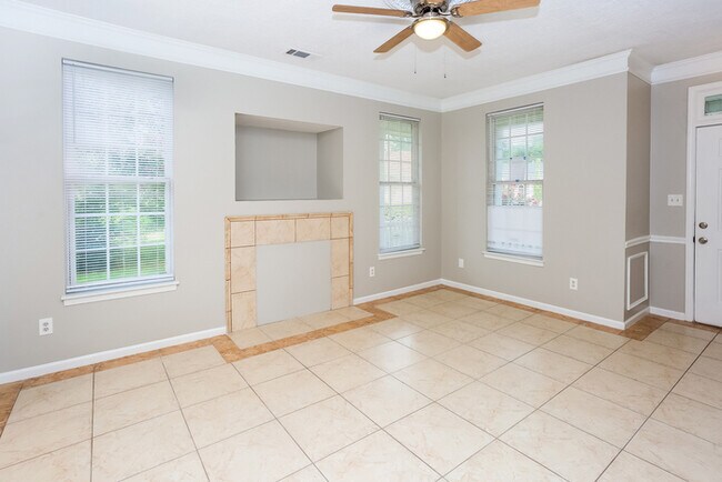 Building Photo - 9039 Silver Coach Ln