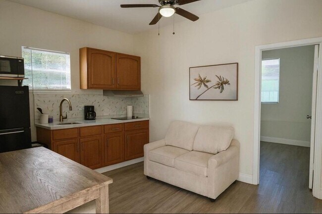 Foto del edificio - 8622 N 39th St
