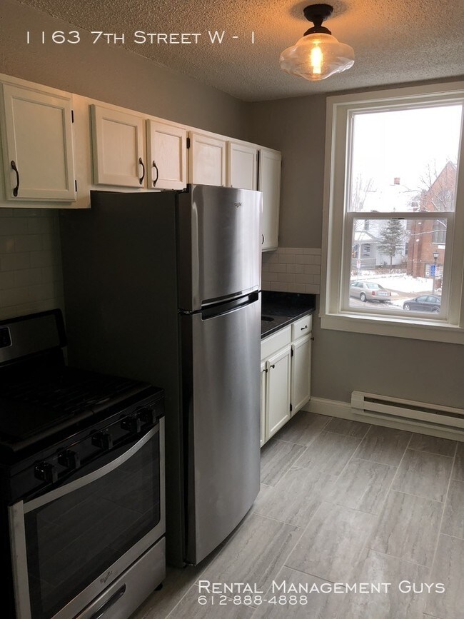 Foto del edificio - Beautifully Rehabbed Studio Apartment