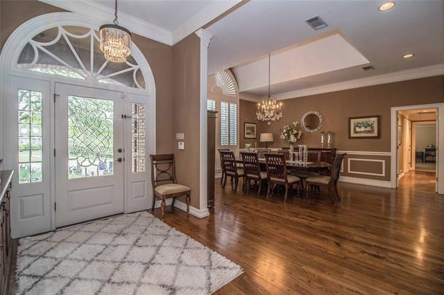 Foto del edificio - 905 Briar Ridge Dr