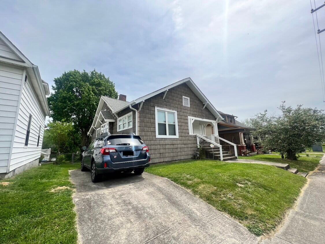 Foto principal - 2418 Washington Ave