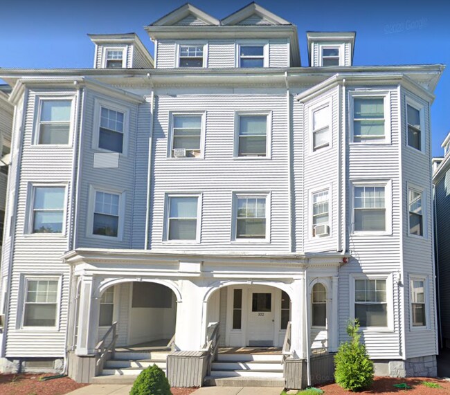 Building Photo - 102 Winthrop St