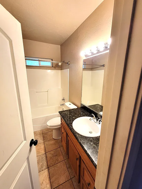 Foto del edificio - 4023 N Napa St
