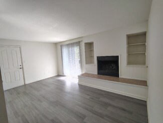 Building Photo - 600 Reusens Rd