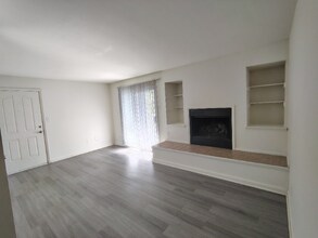 Building Photo - 600 Reusens Rd