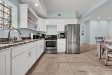 Foto del edificio - 102 W Corral St