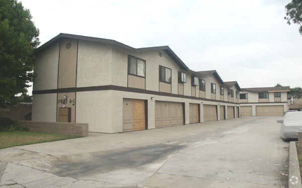 Building Photo - 17682 Cameron St