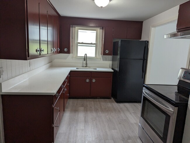 Photo - 111 Gridley St Apartment