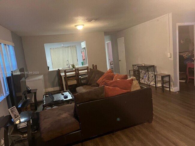 Building Photo - 1101 Grant St