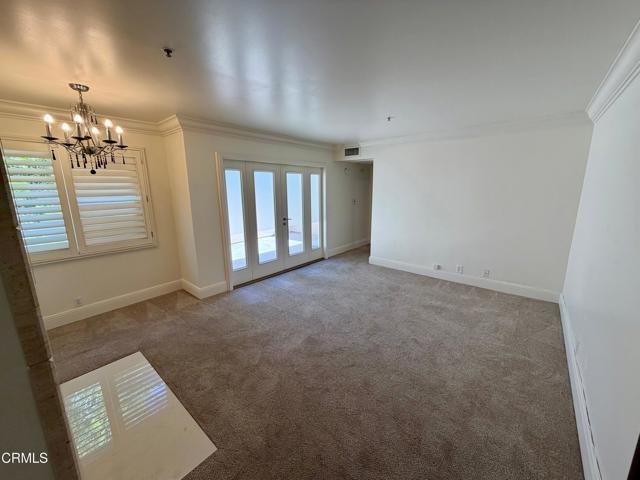 Building Photo - 120 S Mentor Ave