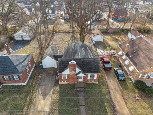Foto del edificio - Section 8 Welcome !  Spacious 3 Br / 1 BA Home For Rent in Ferguson