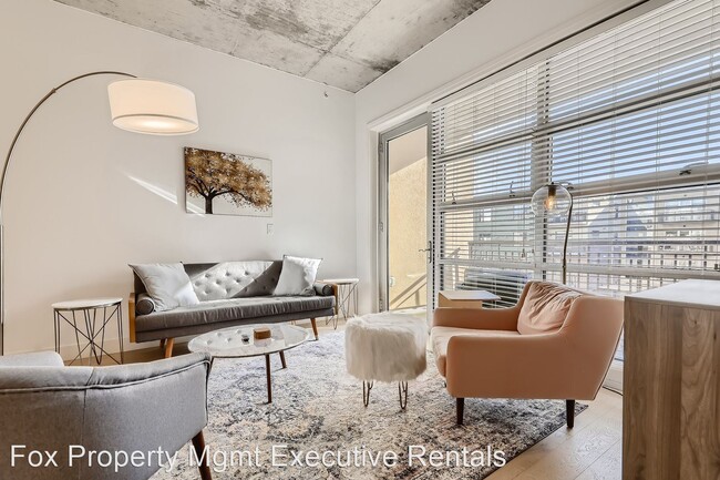 Building Photo - 1 br, 1 bath House - 3401 Arapahoe Ave #316