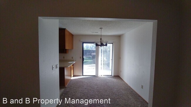 Building Photo - 3 br, 2 bath House - 104 Pioneer Drive