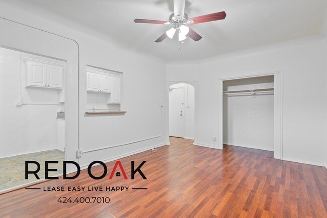 Foto del edificio - 849 S Oxford Ave