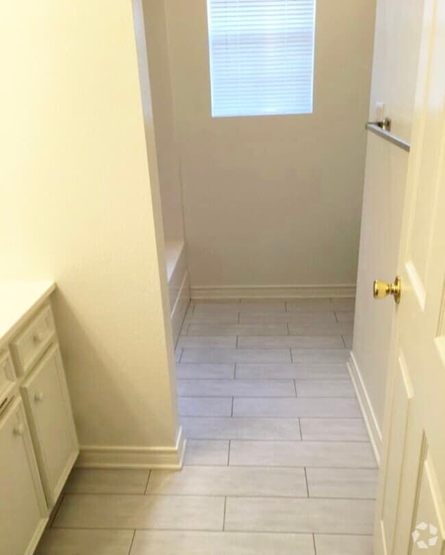 Townhomes For Rent in Nederland TX 6 Townhouses