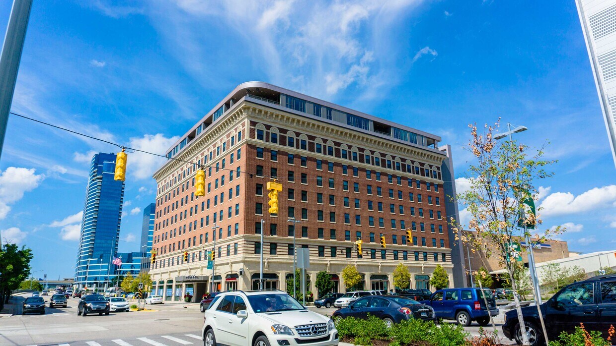 The Rowe Apartments 201 Michigan St NW Grand Rapids, MI