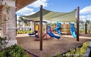 Foto del edificio - 8039 NW 104th Ave