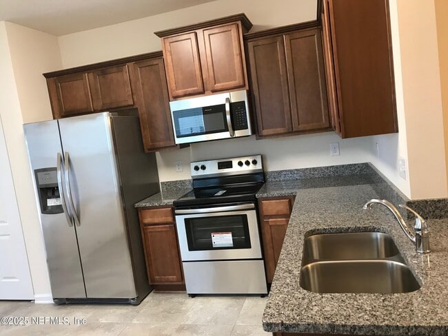 Building Photo - 663 Servia Dr