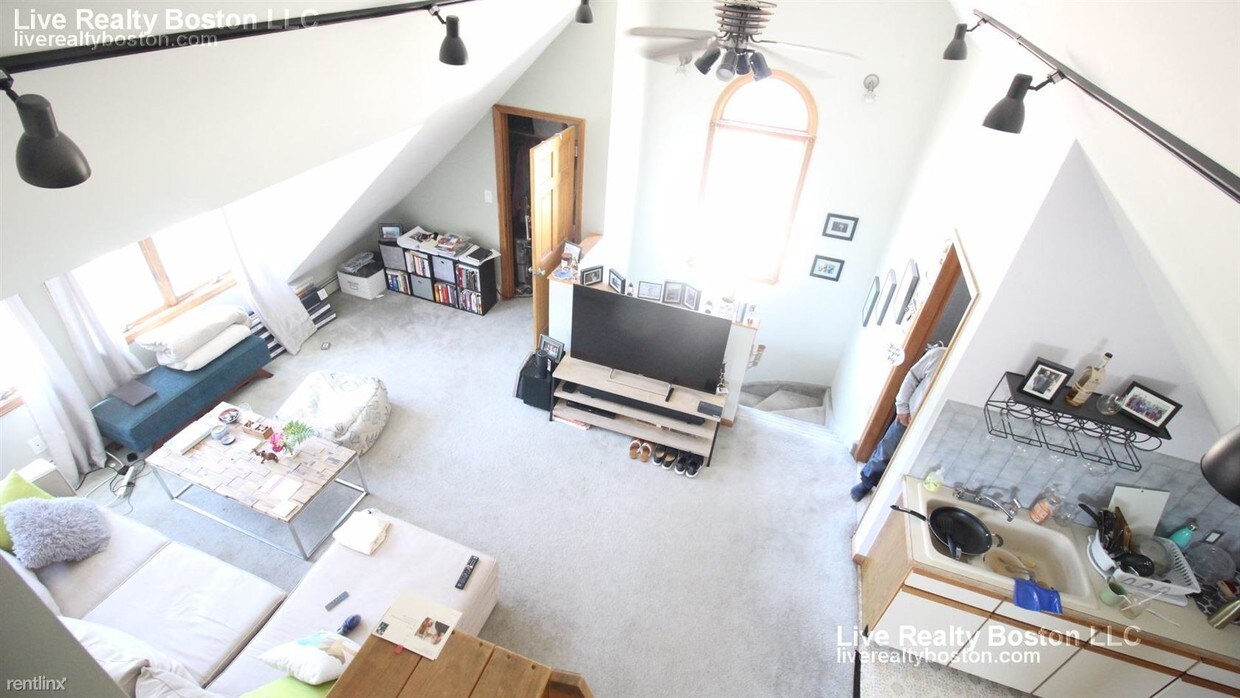 Building Photo - 1 br, 1 bath  - 311 N Harvard St