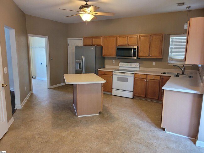 Foto del edificio - 211 Laurel Meadows Pkwy