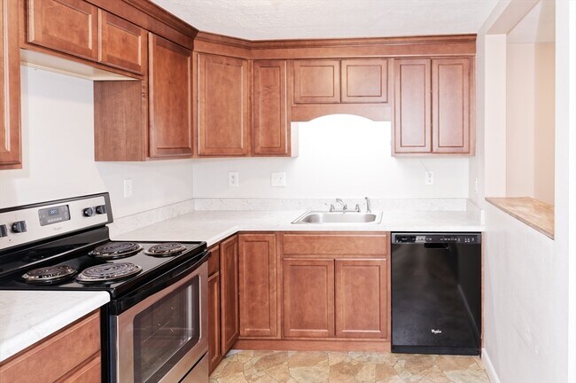 Foto del edificio - 1325 Worcester Rd