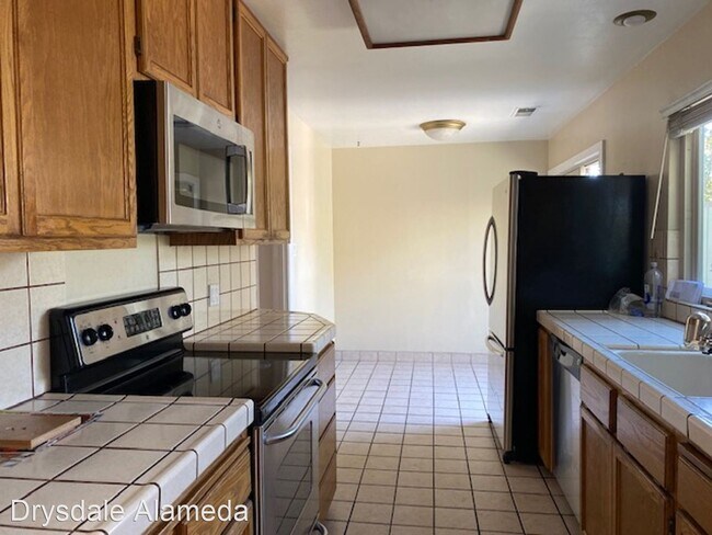 Foto del edificio - 2 br, 2 bath House - 1157 Island Dr (LO)