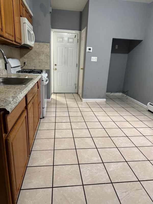 Foto del edificio - 12 E 36th St