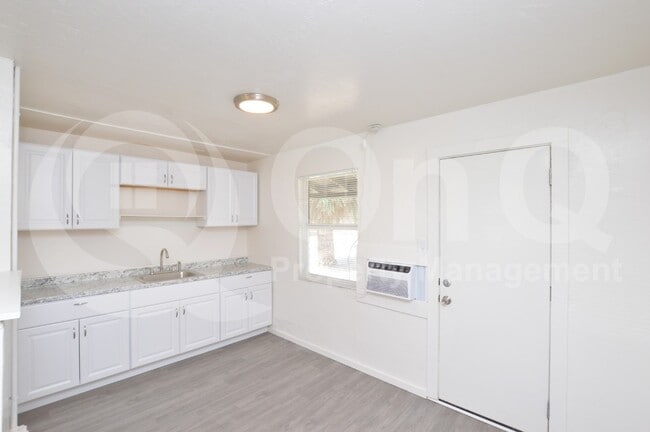 Photo - 7040 Grand Ave House