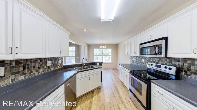 Building Photo - 4 br, 2 bath House - 3256 Riverstone Drive