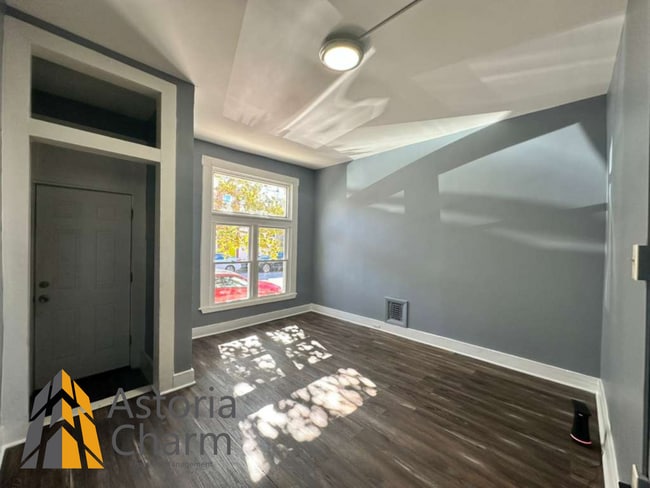 Foto del edificio - Move In Ready 2 Bedroom Home with Fresh Up...