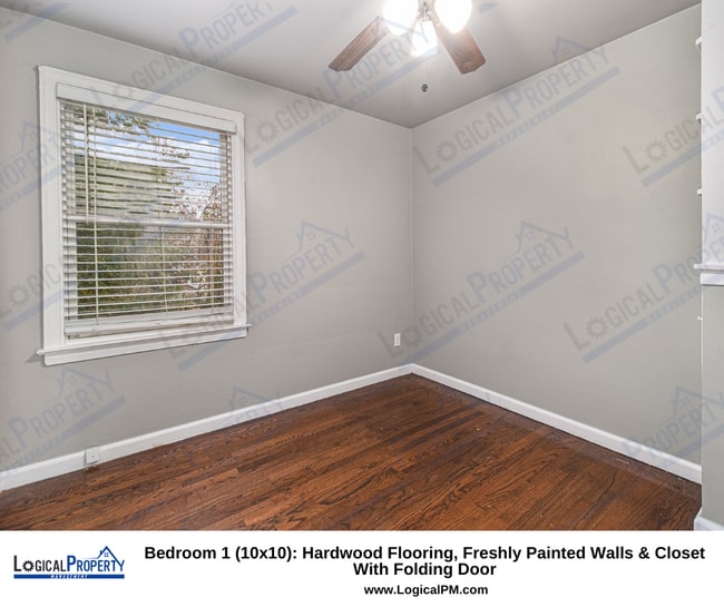 Building Photo - 3 BR/1 BA TownHouse: ALL Appliances, Hrdwd...