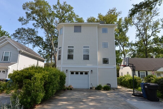 3 Story Duplex-Condo at the Beach - 3 Story Duplex-Condo at the Beach