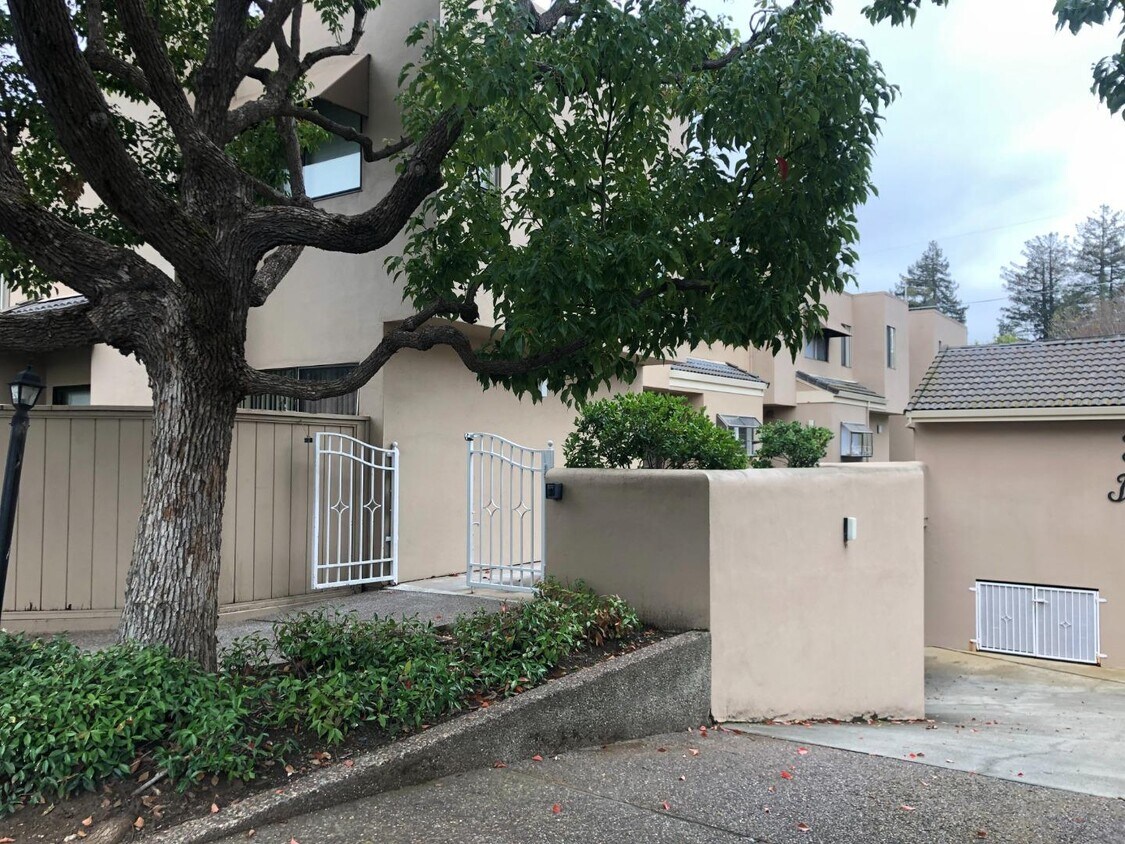 3 12th Ave, San Mateo, CA 94402 Condo for Rent in San Mateo, CA
