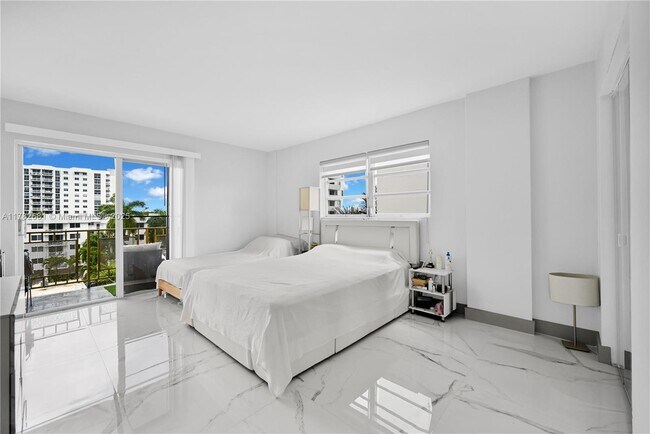 Foto del edificio - 1340 Lincoln Rd