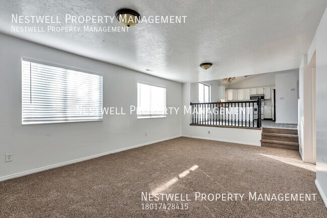 Foto del edificio - Beautiful 5-bed  Home in Pleasant Grove