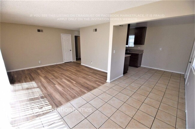 Building Photo - 2815 St Elmo Dr
