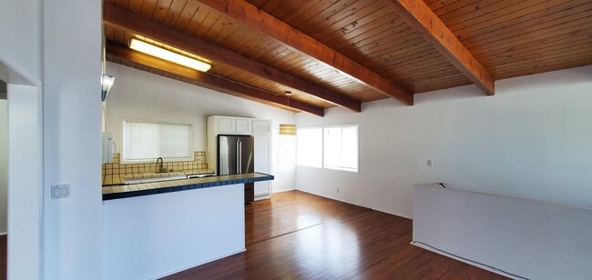 DINING AREA - 3820 Ocean Dr
