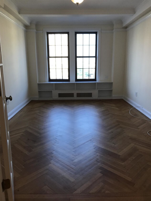 Foto principal - 585 West End Ave