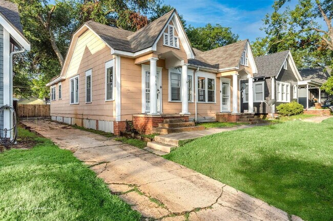 Foto del edificio - "Charming 1-Bed Retreat with Cozy Fireplac...