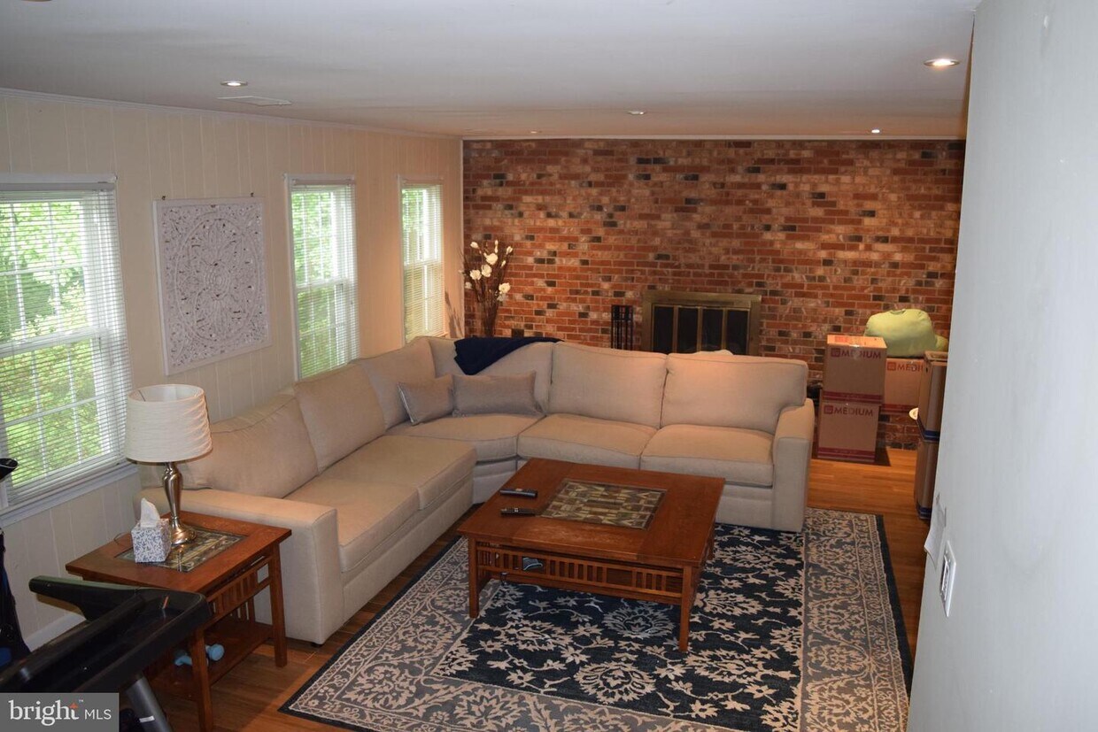 Foto principal - 9647 Wenzel St