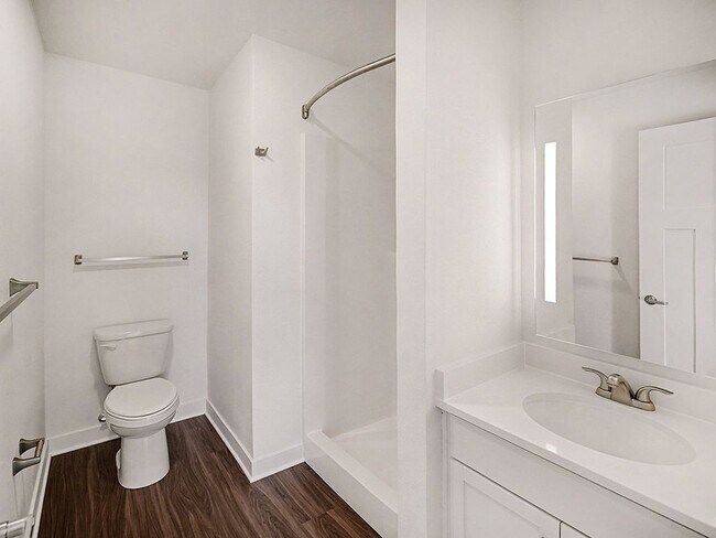 Building Photo - The Grove Apartment Homes