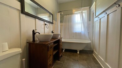 Building Photo - 1515 11th St