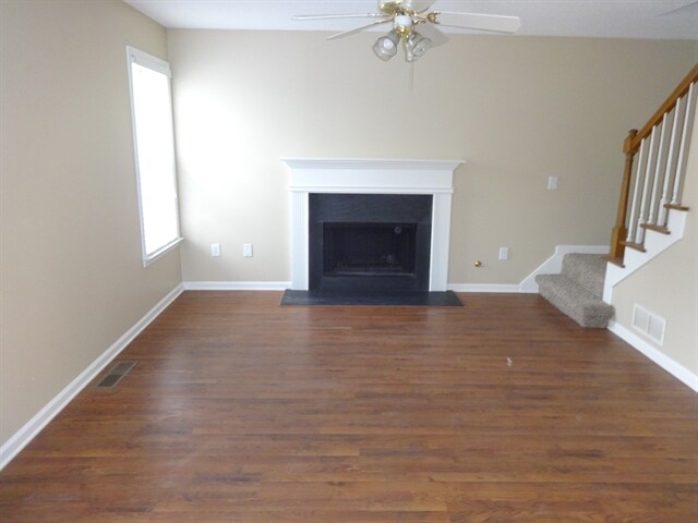 Building Photo - 138 Clear Brook Trl