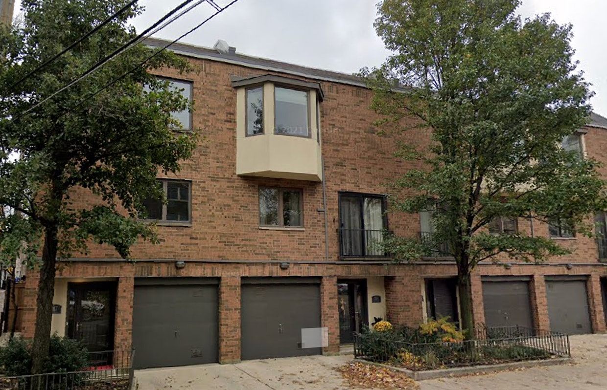 Foto principal - 747 W Dickens Ave