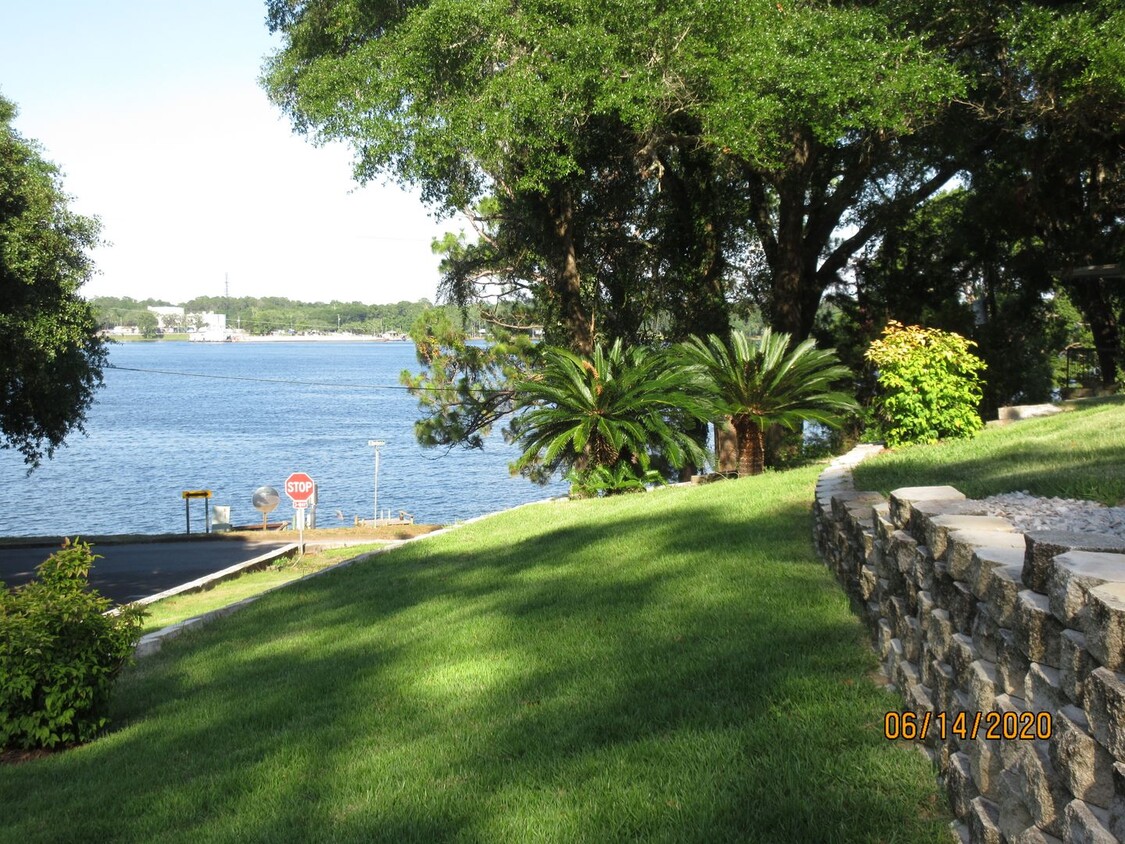 Primary Photo - Amazing Water Views - just outside Eglin's...