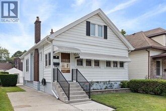 Building Photo - 540 McKay Ave
