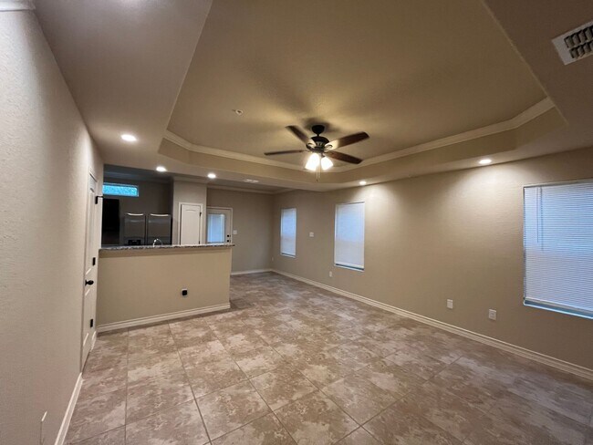 Foto del edificio - 6326 Luglio Lane #101, San Antonio, TX. 78233