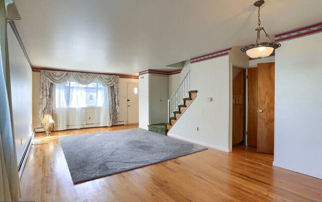 Building Photo - 830 Erford Rd